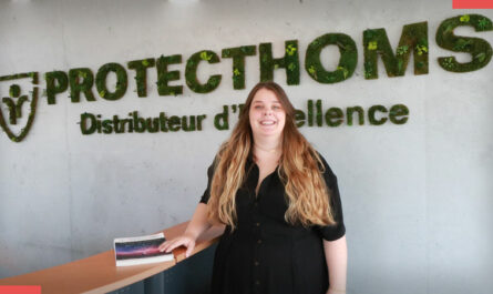 Photo à la une : Audrey Lairy est responsable qualité & RSE chez Protecthoms.