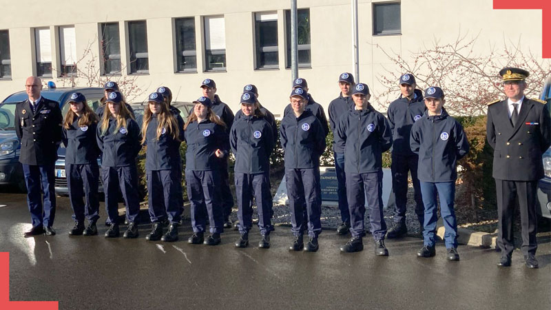 Protecthoms s’engage en offrant une dotation complète de tenues à la première promotion des cadets de la gendarmerie de la Mayenne
